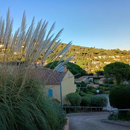 Provencal Meerblick Terrasse